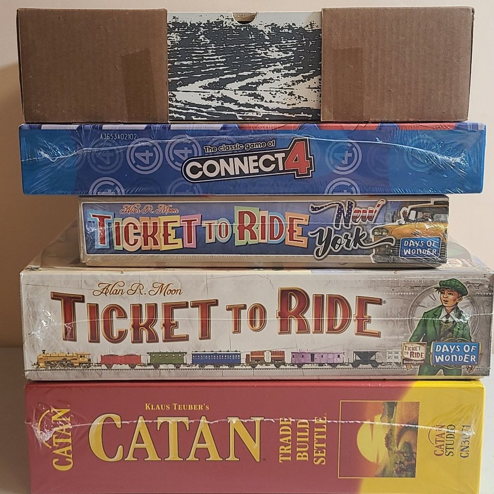 Lot of 5 Board Games Catan Ticket To Ride New York Connect 4 Clue MSRP +$200